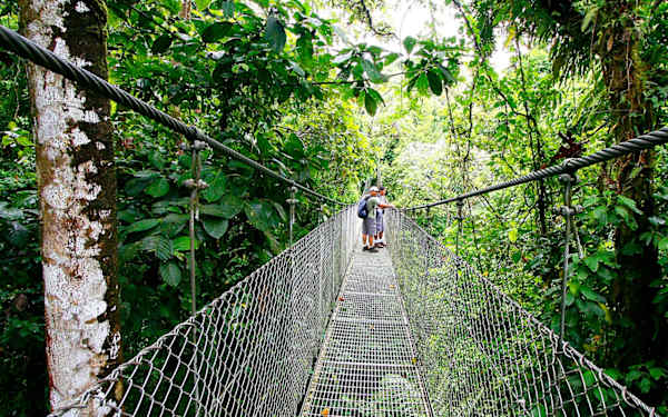 Costa-Rica-Family-Vacations-Feature