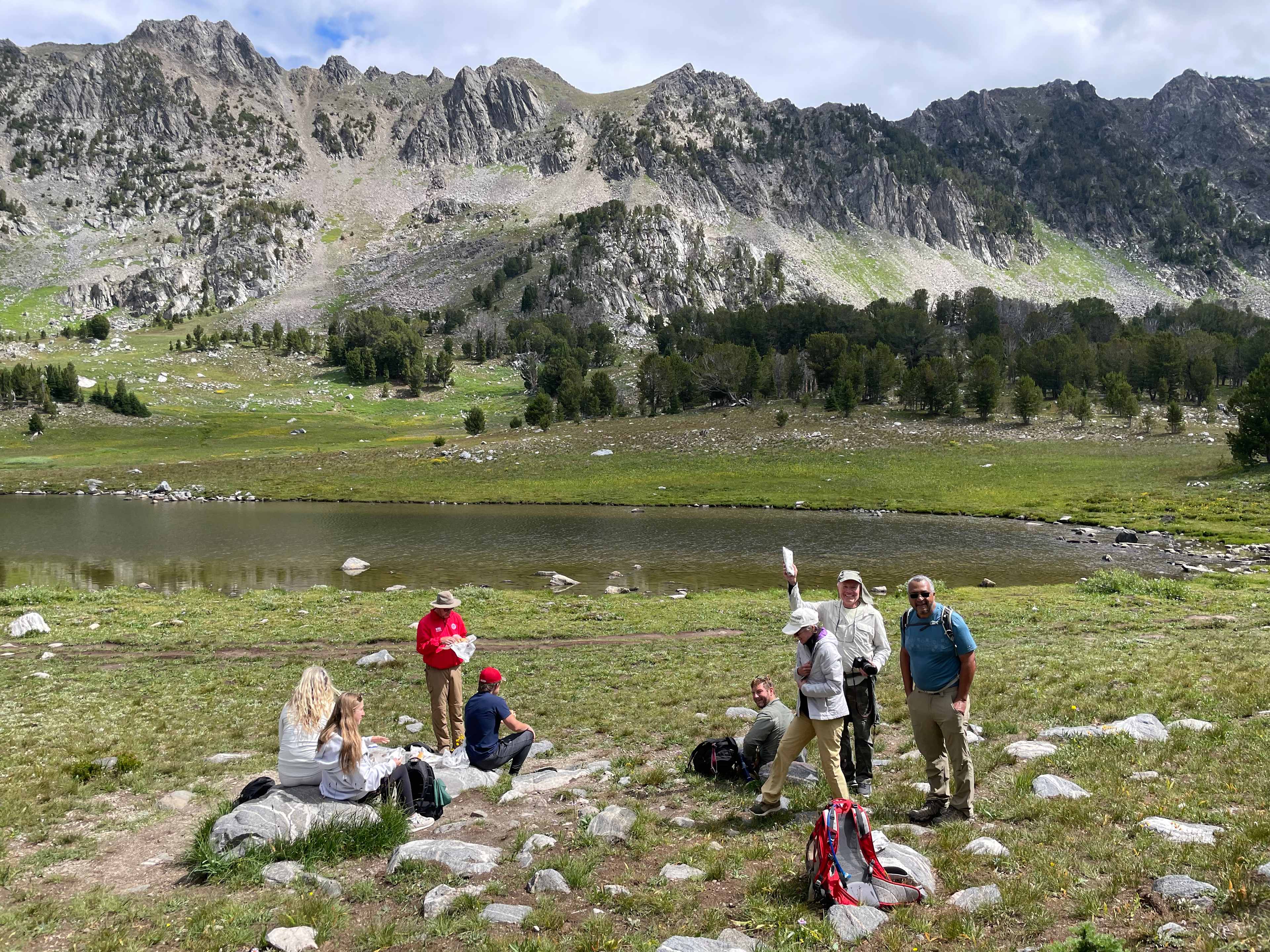 0071A27C-BB7C-4CA2-9FC8-4051BCBEA337