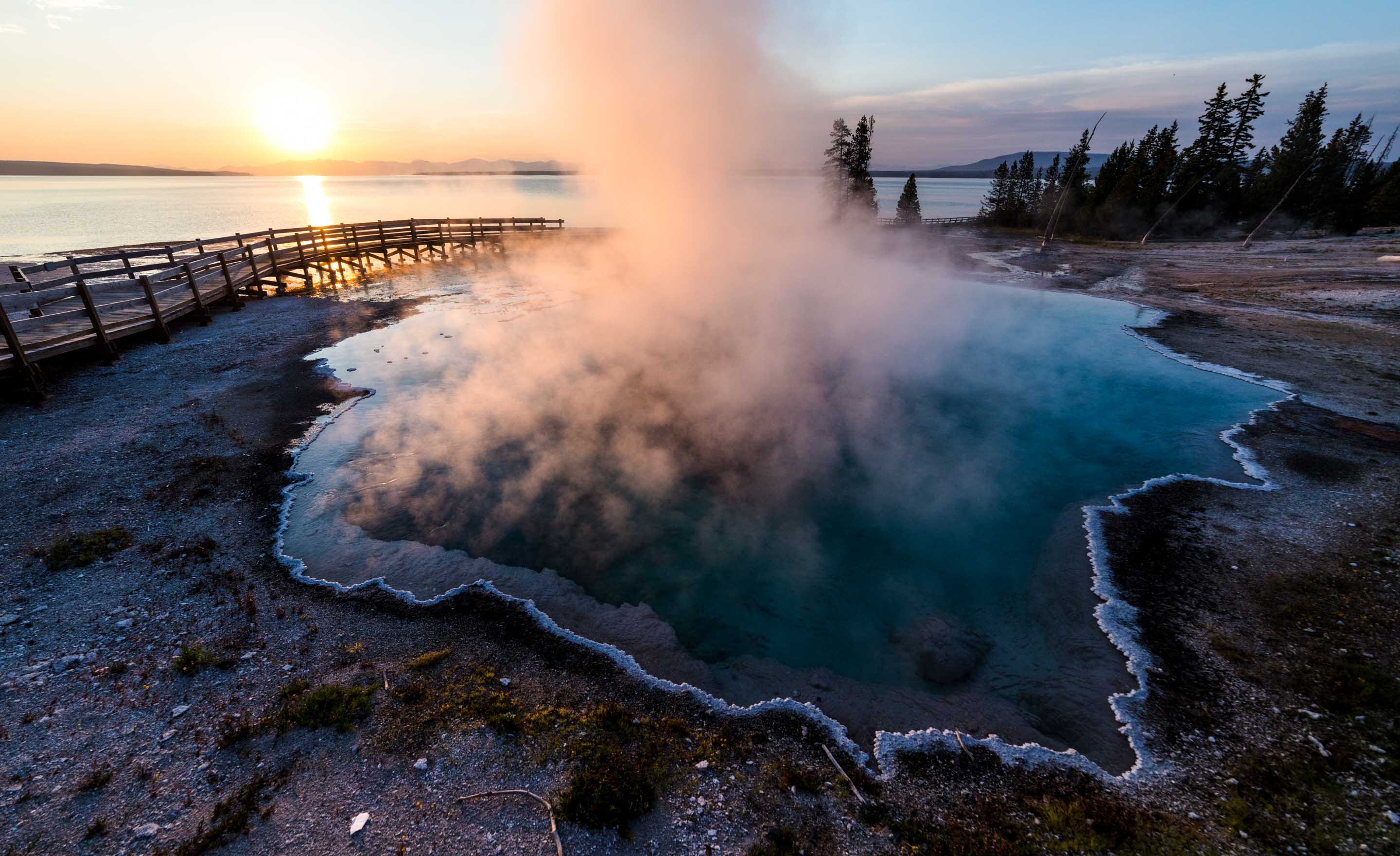 yellowstone-landscape-bridge