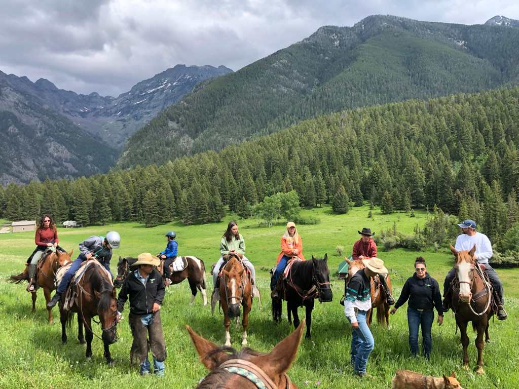 AB3EFBFC-3C10-4531-B230-59D8E10809BC_1_105_c