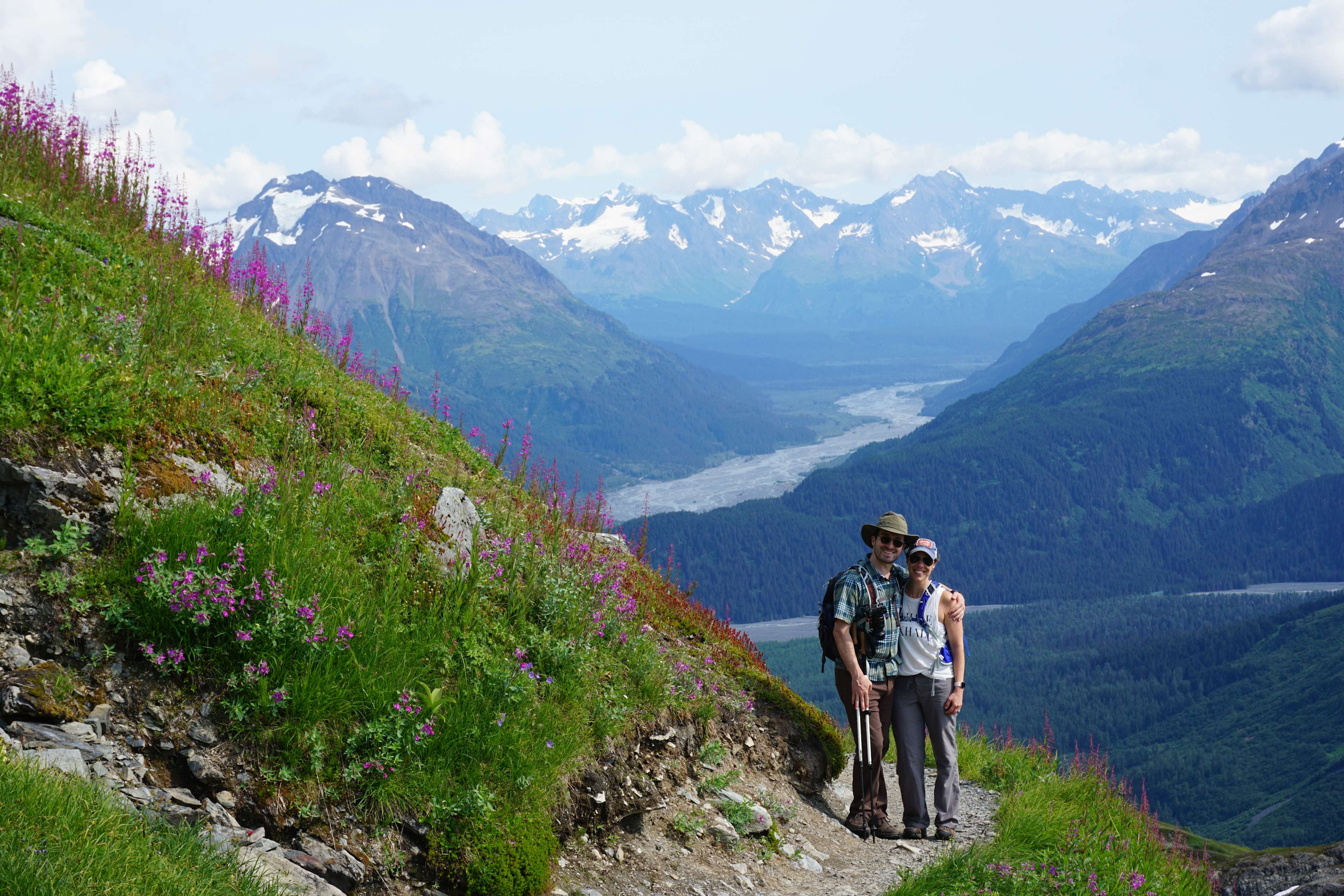 NorthAmerica-AK-KenaiFjords-Couple-Hiking