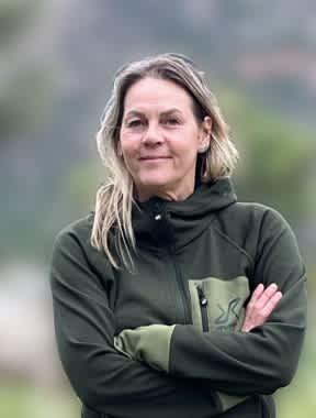 Greece Hiking Adventure Guide, Susanna