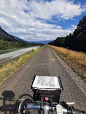 Cycling-along-Rhein_2