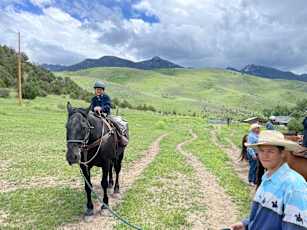 03E55BD4-C229-4E79-BE0E-589B2434627C