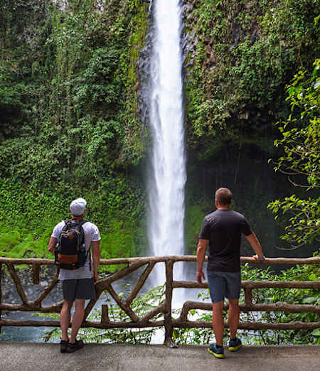 Costa-Rica-Family-intro-block-457x530