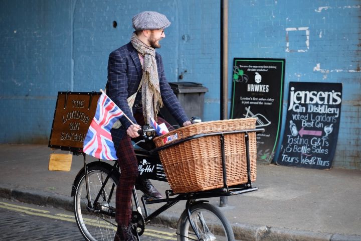 Gin Safari by Bicycle For 2