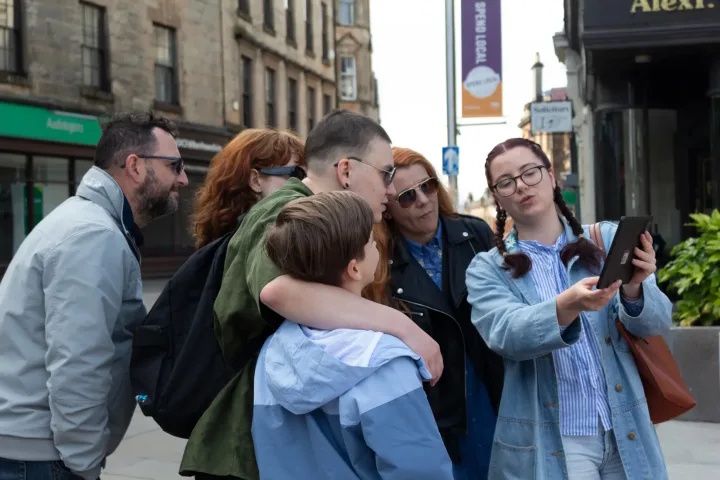 Paisley Walking Tour For Two