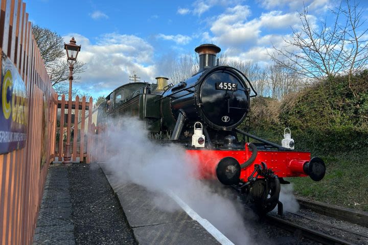 Heritage Steam Train with Sparkling Cream Tea for Two