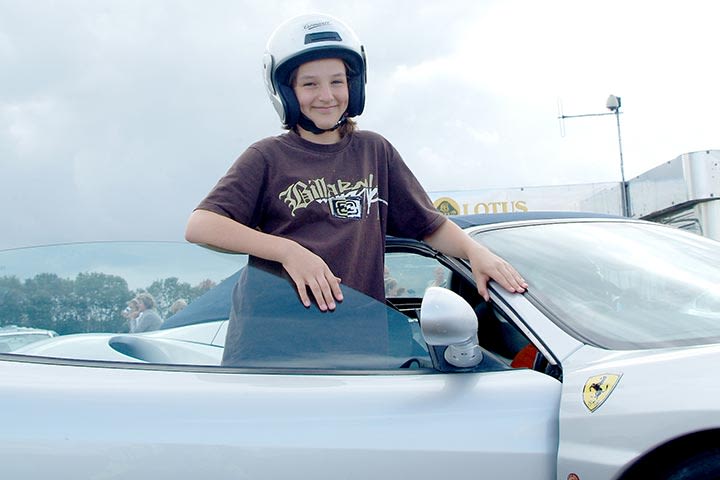 Junior Supercar Taster Activity Superstore