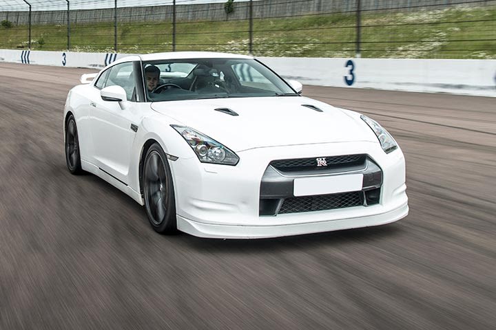 Nissan GT-R Thrill