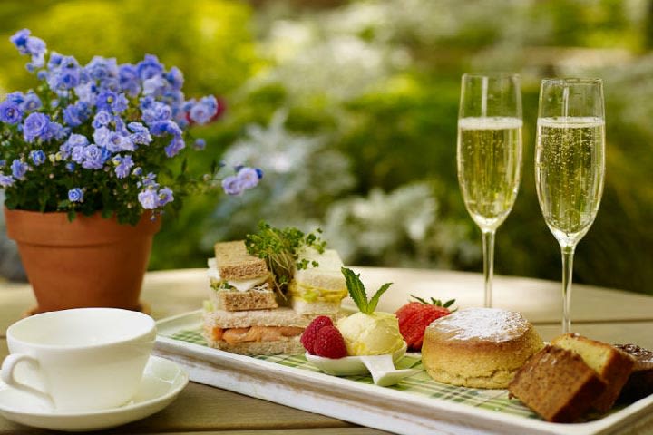 Stylish London Afternoon Tea for 2