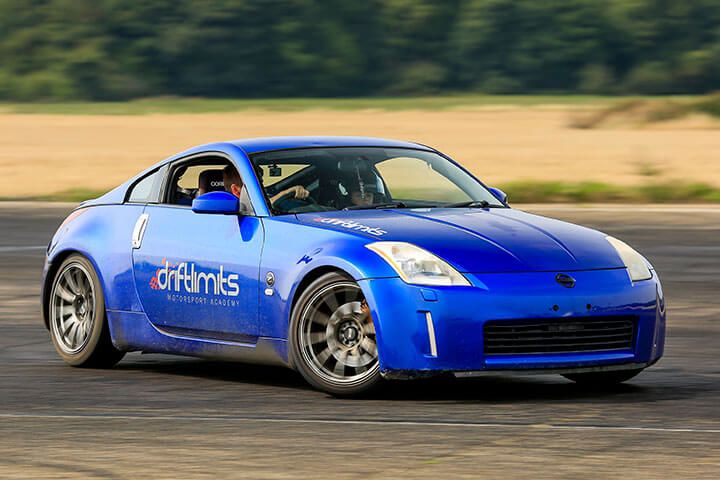 36 Lap Drifting Experience BMW vs Nissan 350Z