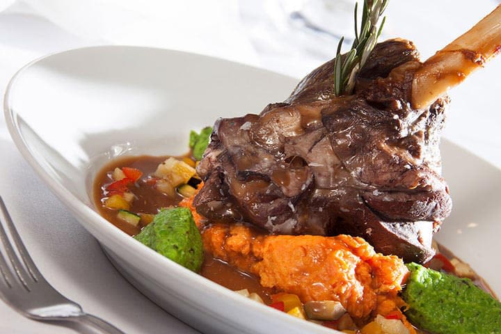 Lara from Contracting