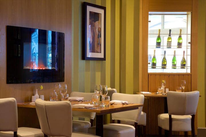 Lara from Contracting