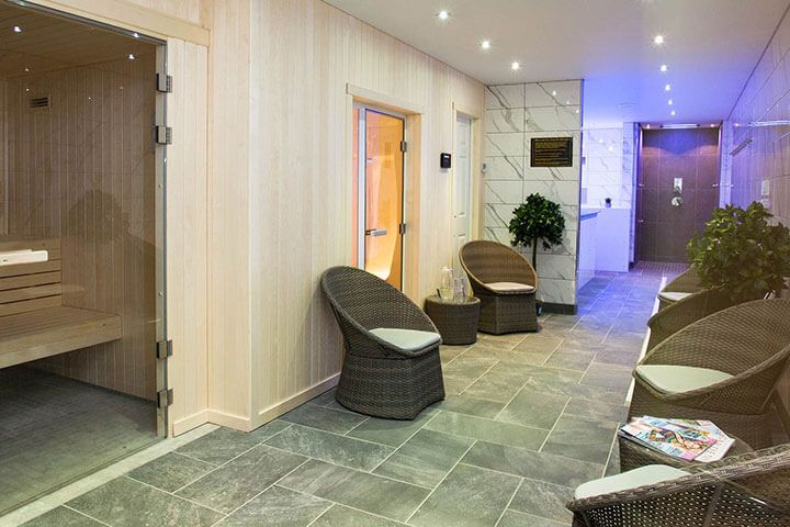 Amanda from Contracting