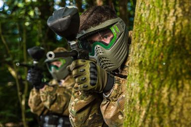 Forest Paintballing for Two with 200 Paintballs 