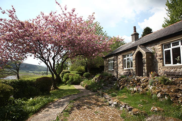 £99 Credit towards Scenic Cottage Stays