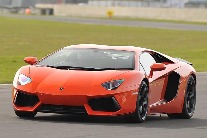 Lamborghini Aventador Hot Lap Passenger Ride | Activity Superstore