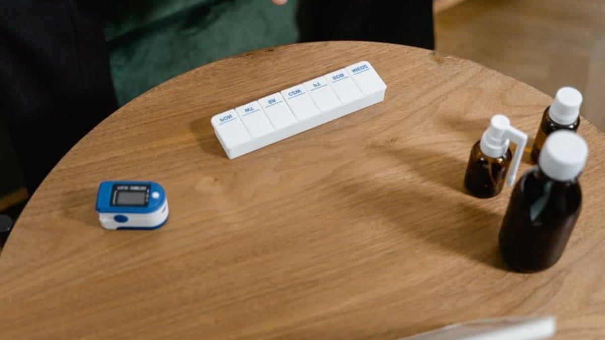 Reviewing Medications at Home for Safety - medication safety