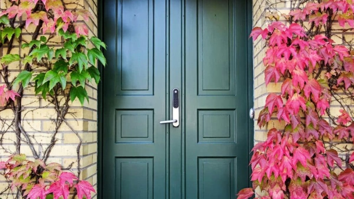 New homes offer many front door options