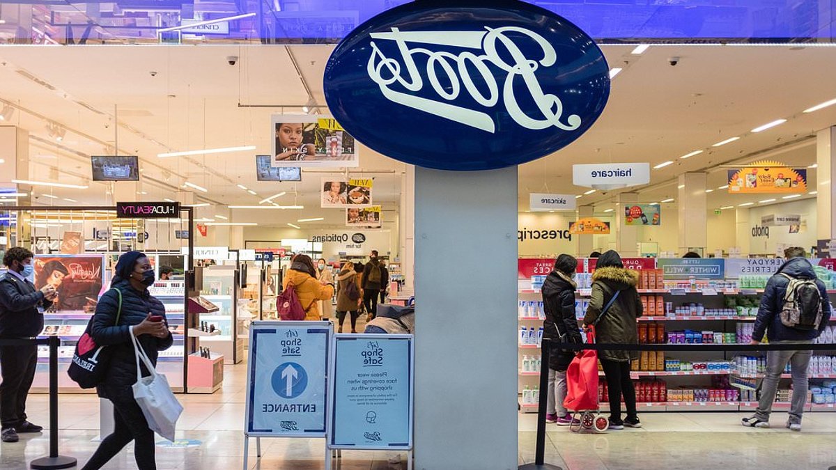 Canadian Billionaires to Acquire Boots, Shelving IPO Plans Canadian Billionaires to Acquire Boots, Shelving IPO Plans - acquire boots