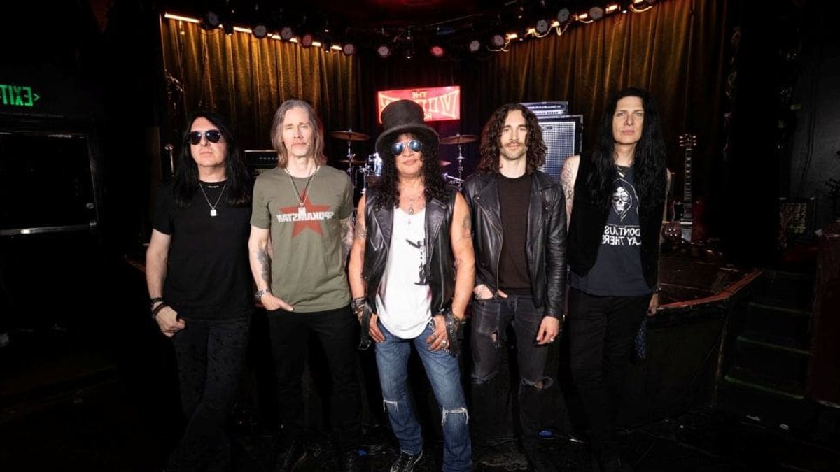 Slash to headline Cardiff Castle concert next summer Slash to headline Cardiff Castle concert next summer - slash concert cardiff