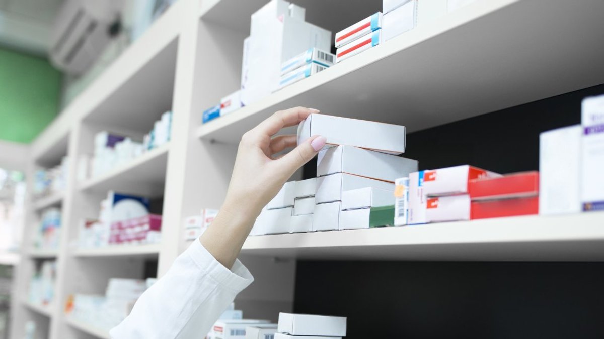 Bulgarian regulator approves Phoenix Pharma's Medaya deal measures Bulgarian regulator approves Phoenix Pharma's Medaya deal measures - phoenix pharma acquisition