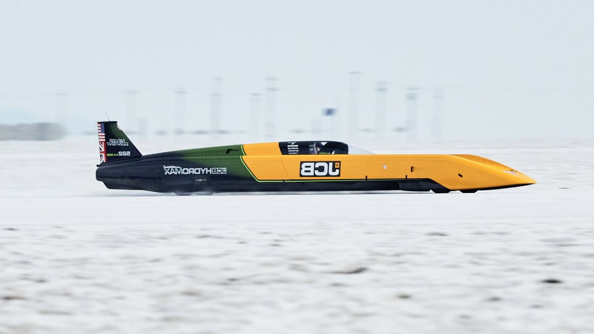 JCB Hydromax - record attempt.