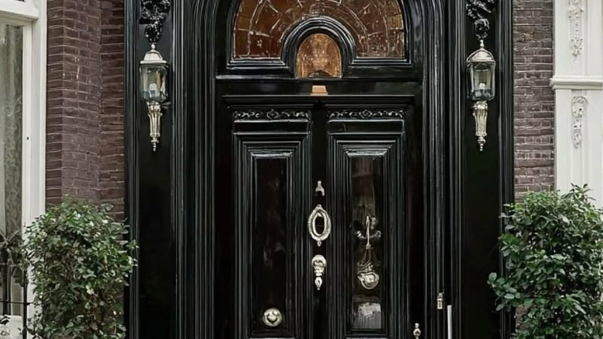 How 13 door colors can raise your home’s exterior - door colors exterior