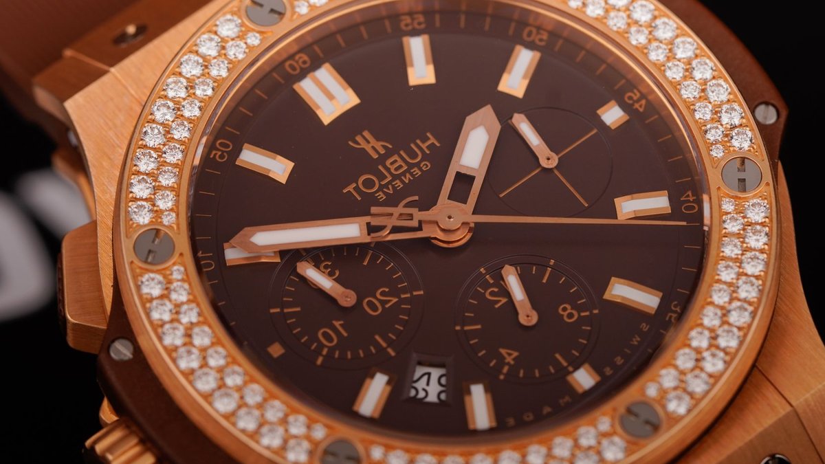 Rolex Daytonas Fetch $49M in Record Charity Auction - rolex daytonas