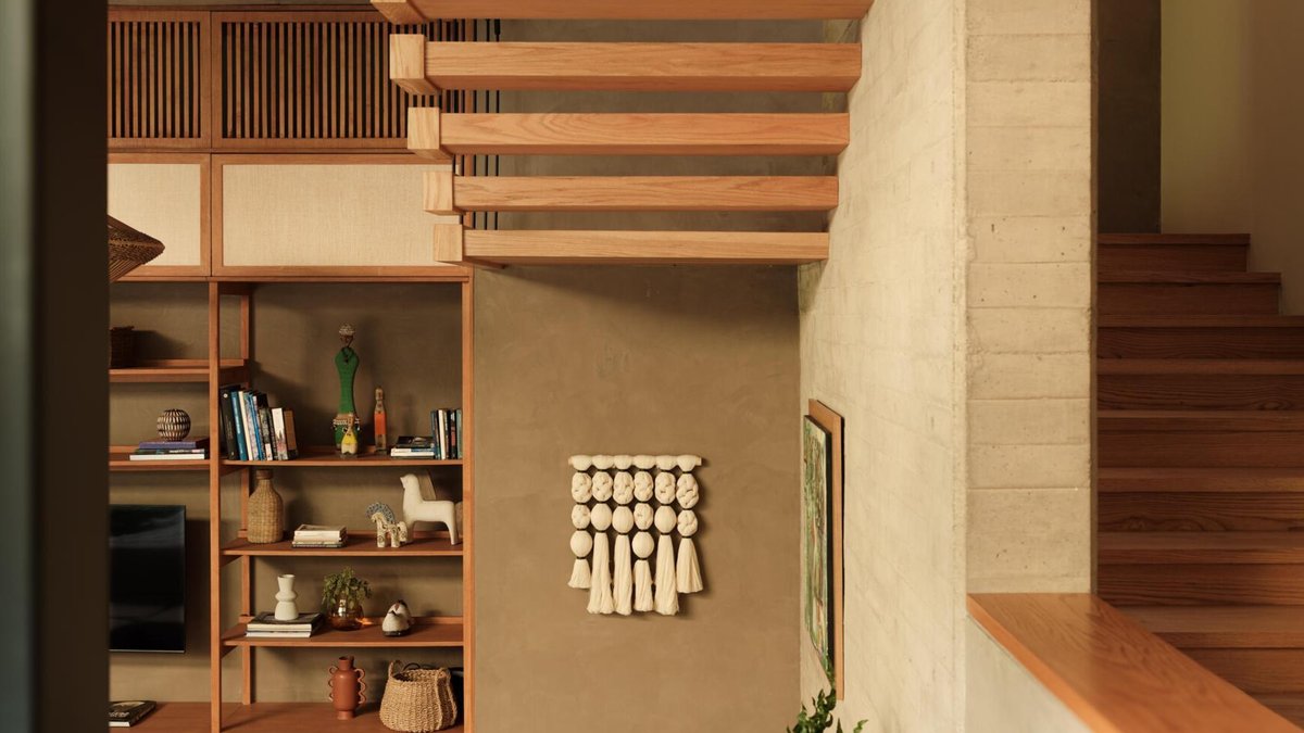 Mexican Home Features Hidden Courtyards - mexican home