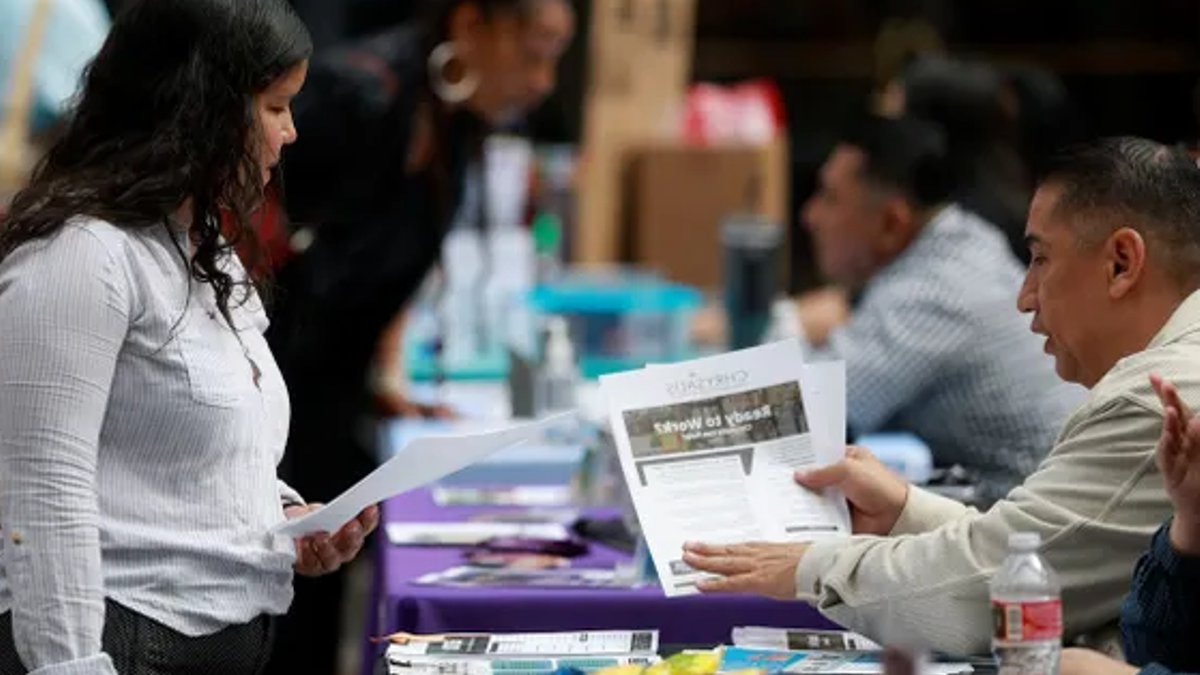 AI speeds up hiring process for recruiters - hiring process