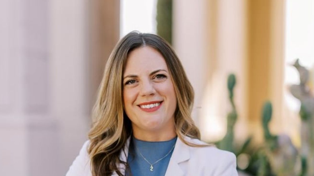 Luxury resort names luxury leader for Scottsdale post - luxury resort leader