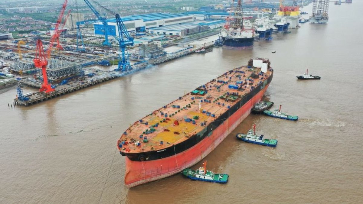 Oil producers cut prices amid record shipping costs Oil producers cut prices amid record shipping costs - oil producers shipping costs
