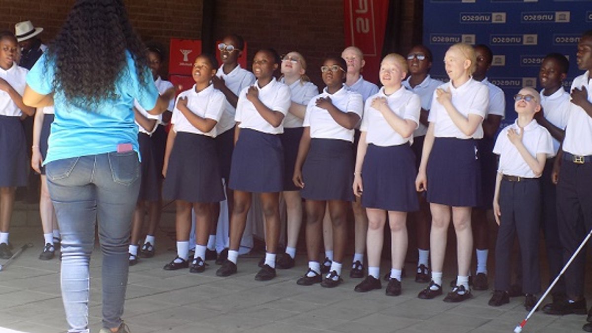 Namibia marks White Cane Day with donations for disabled students Namibia marks White Cane Day with donations for disabled students - white cane day