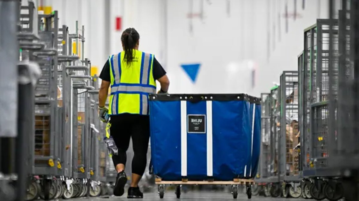Employers Shift Toward Part-Time Roles Over Seasonal Hires - part-time hiring trend