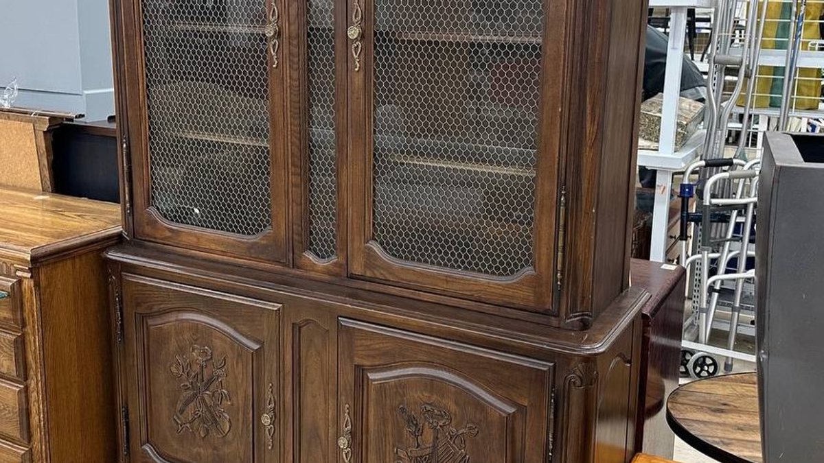 Shocking Blue-and-Gold Makeover on Budget China Cabinet - china cabinet makeover