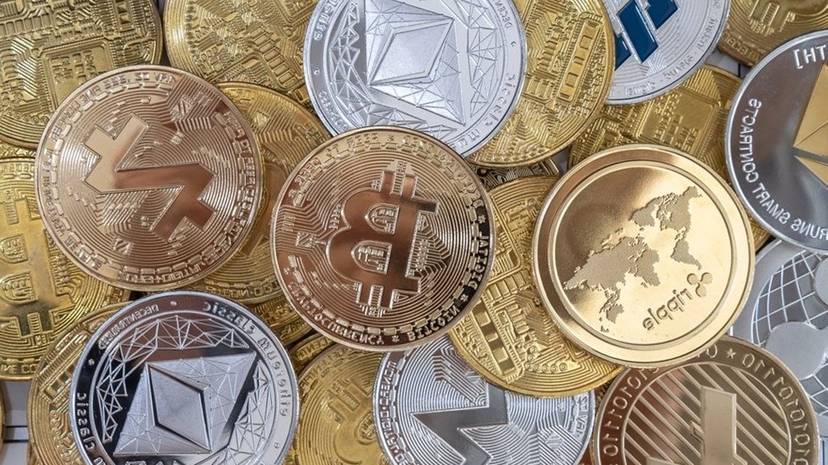 Animoca Chairman Sees Altcoins Surpassing Bitcoin - altcoins surpass bitcoin