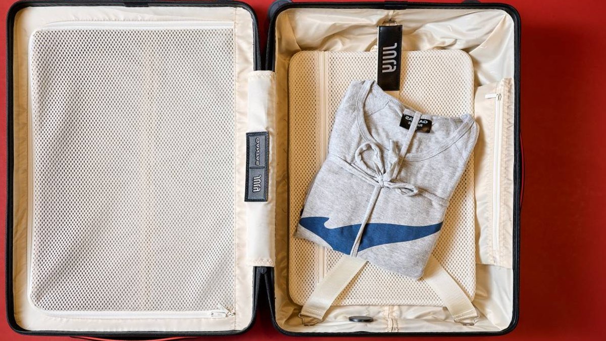 Australian brand launches luggage rewards program Australian brand launches luggage rewards program - july luggage rewards