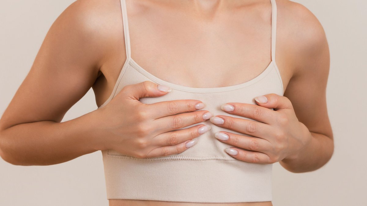 Women opt for smaller breast implants Women opt for smaller breast implants - breast implants