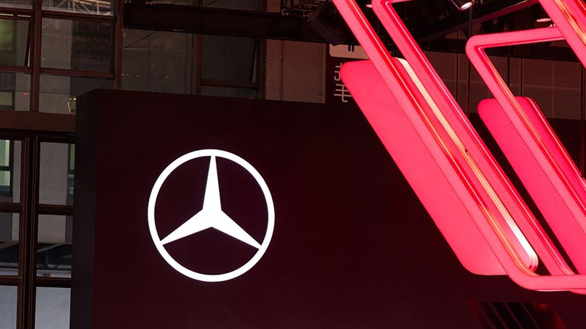 Mercedes-Benz cuts 2026 profit forecast amid China sales slump - mercedes-benz profit forecast