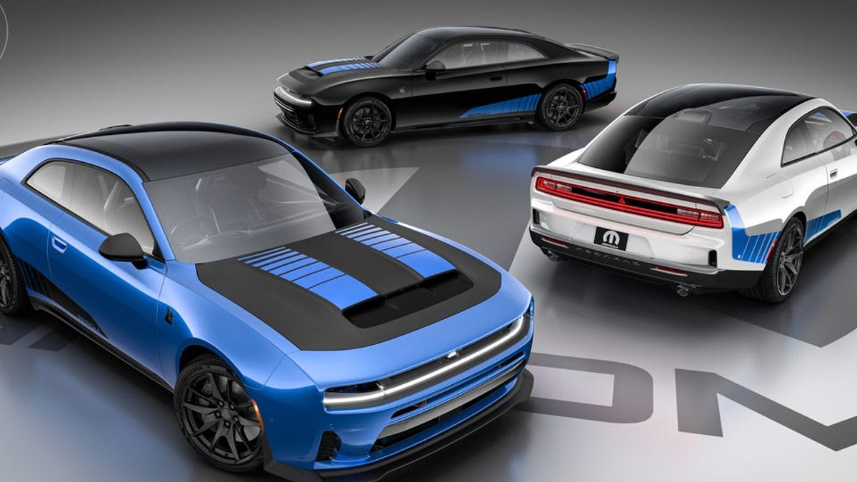 Dodge Charger gets Mopar anniversary package - dodge charger
