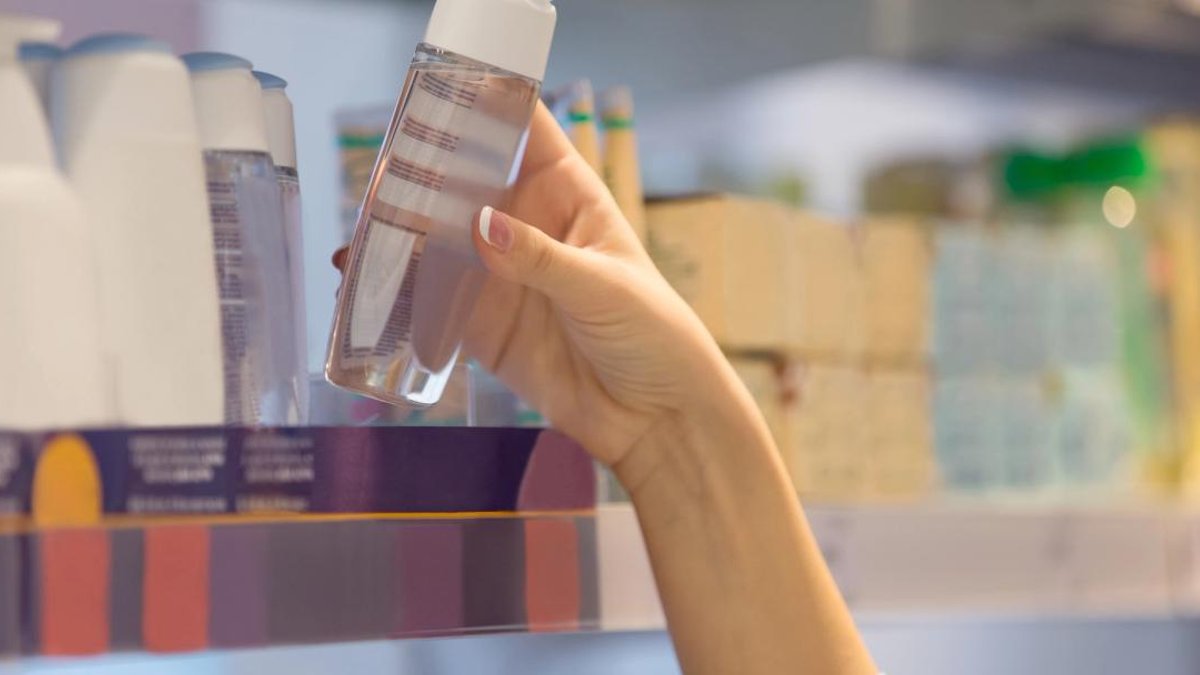 FDA gains power to force product recalls - cosmetics recalls