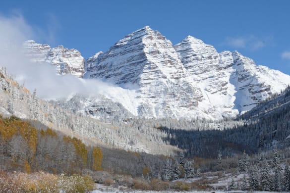 Aspen ski resort tests snow blankets to fight melting