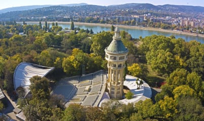 Budapest, Wasserturm © Stock.adobe.com/Dronandy sight image