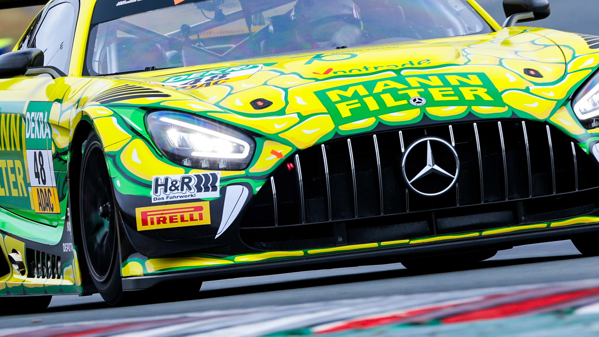 Mercedes-Mamba schnappt sich Tages-Bestzeit | ADAC GT Masters