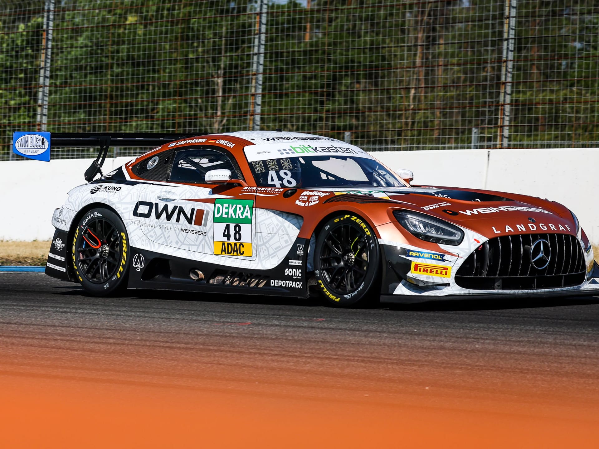 Miniature Minichamps 1/43 - Mercedes AMG GT3 BWT Mücke Motorsport (ADAC GT Masters) - Précommande