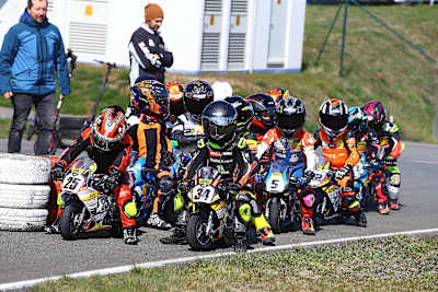 Eröffnung der Rennsaison 2026 mit dem Einführungslehrgang