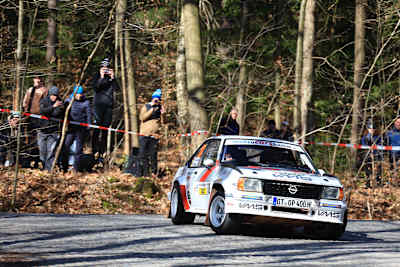 Gromöller gewinnt erneut und adelt die Fans