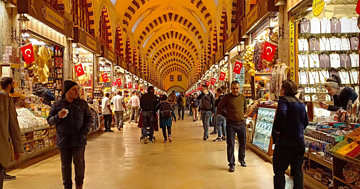 Ägyptischer Basar, Istanbul: Infos, Preise und mehr | ADAC Maps